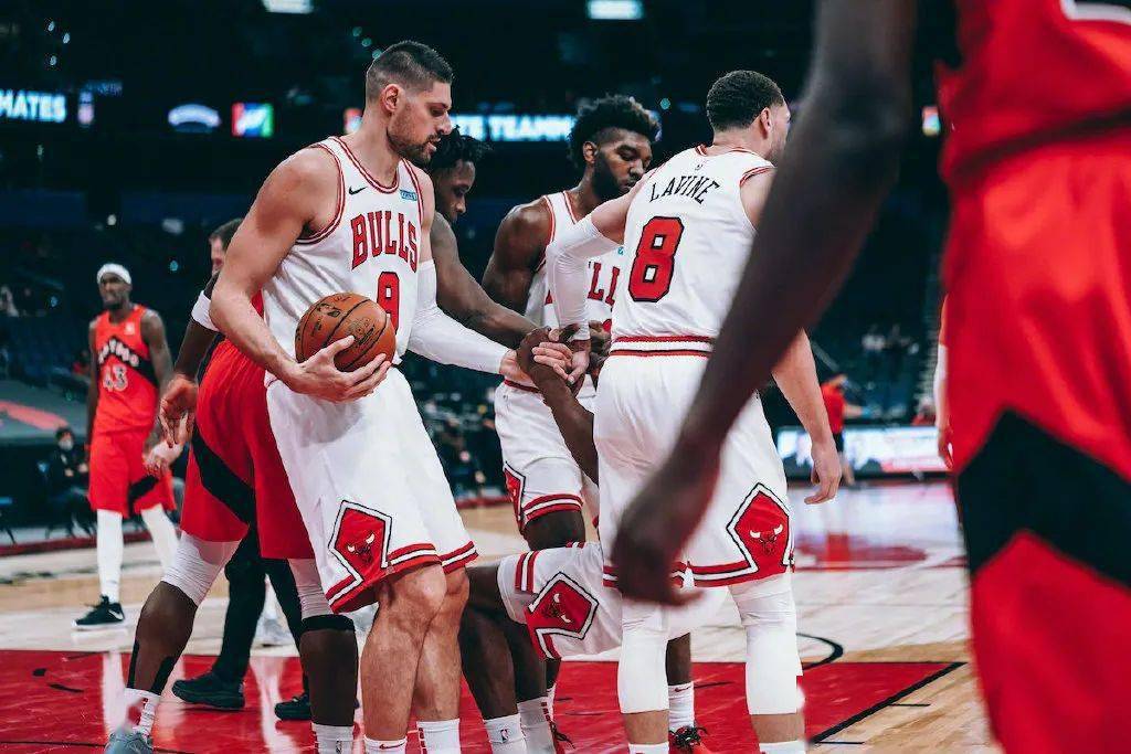 爱游戏game-芝加哥公牛内部会议纪要流出：今夜远射贴柱，CBA季后赛使命明确，球探报告显示潜力的简单介绍-爱游戏game